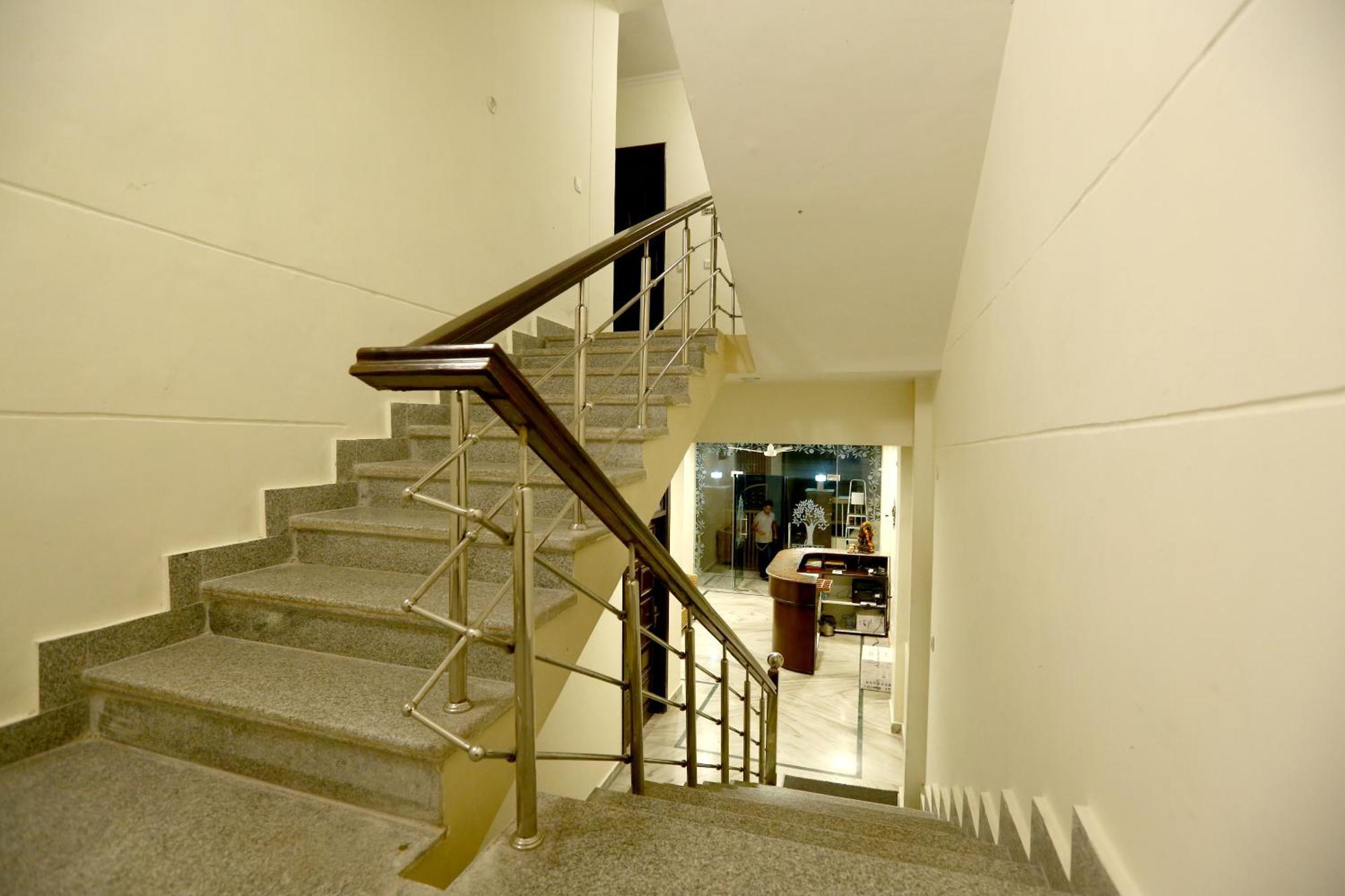 โรงแรมเวทัส ตาโปวัน ริชิเคช ภายนอก รูปภาพ